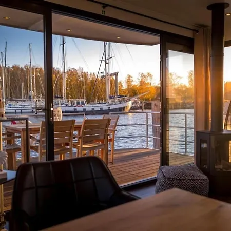 Hausboot Freizeit - Lp4 Peenemunde