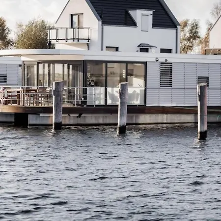 Hausboot Freizeit - Lp4