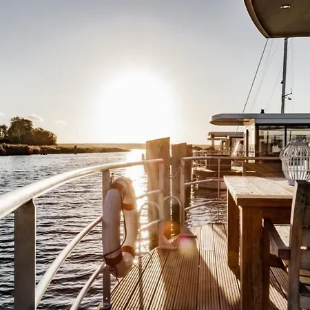 Botel Hausboot Freizeit - Lp4